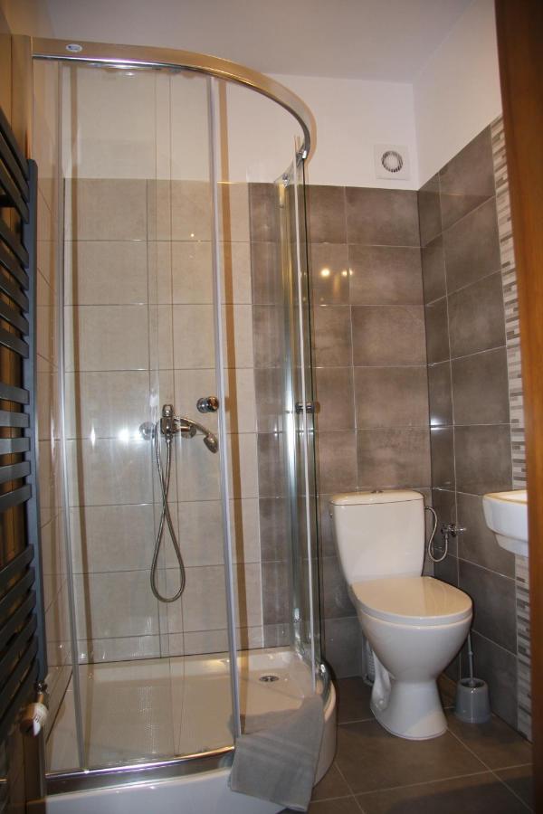 Mietusia Przystan - Wynajem Pokoi Hotel Ciche  ภายนอก รูปภาพ