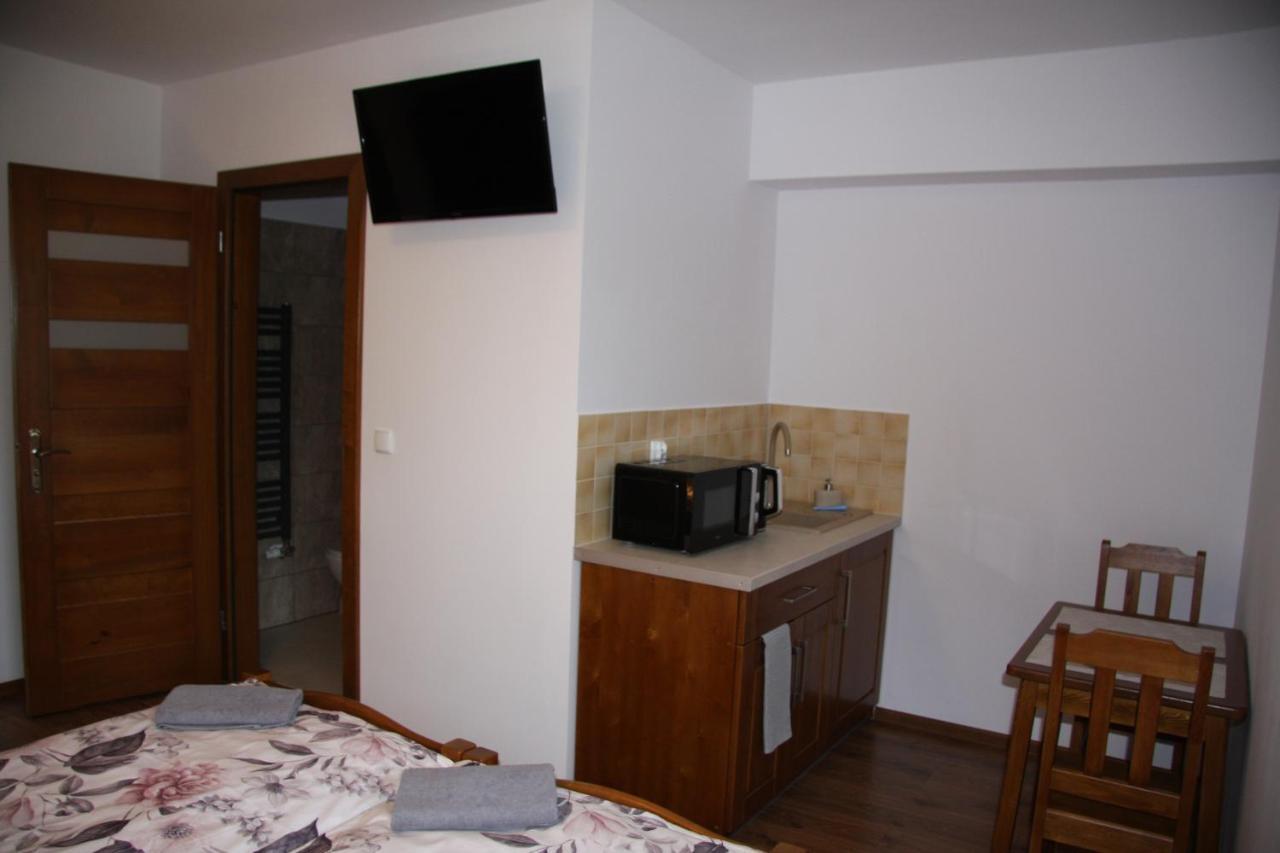 Mietusia Przystan - Wynajem Pokoi Hotel Ciche  ภายนอก รูปภาพ