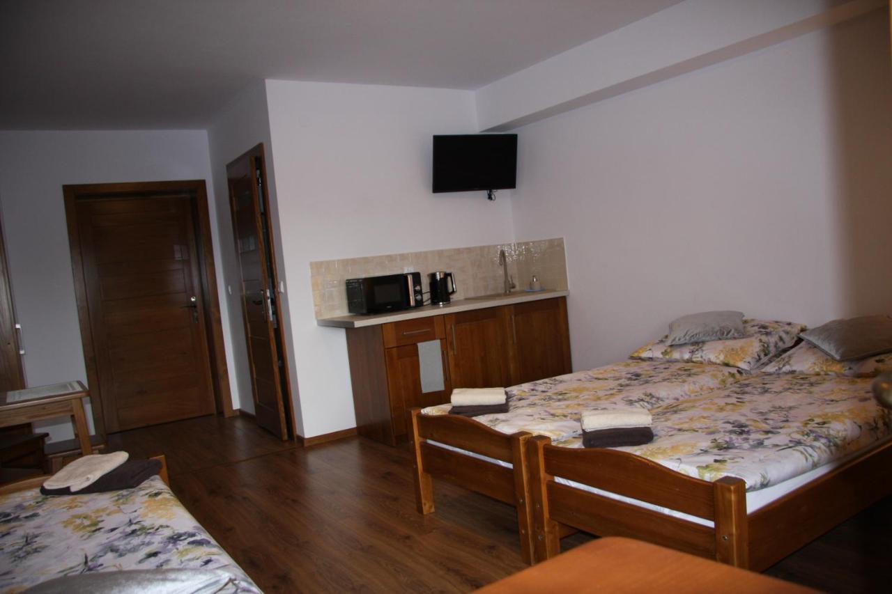 Mietusia Przystan - Wynajem Pokoi Hotel Ciche  ภายนอก รูปภาพ