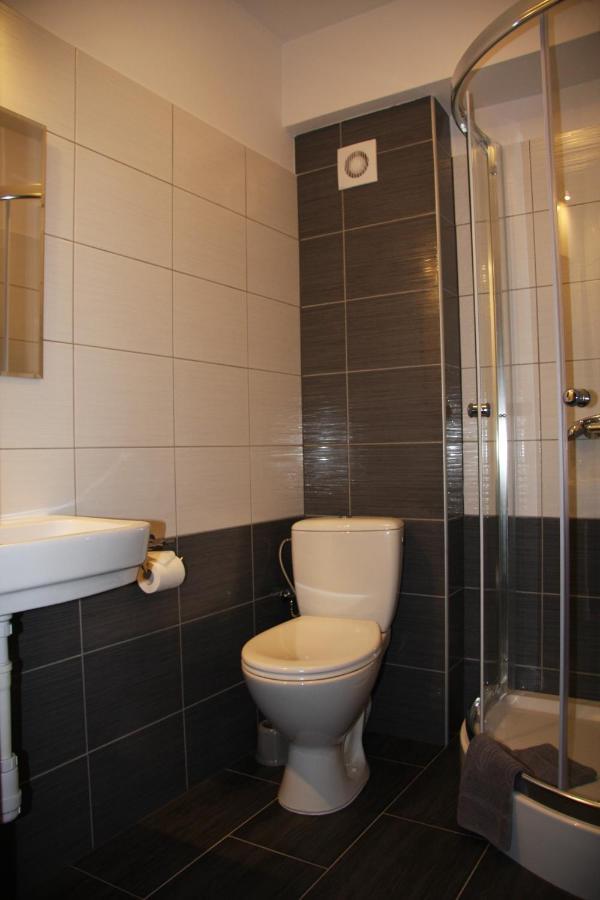 Mietusia Przystan - Wynajem Pokoi Hotel Ciche  ภายนอก รูปภาพ